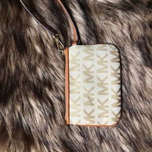 Michael Kors Wristlet